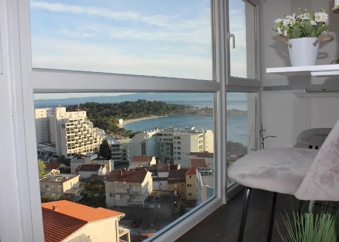 Summer Fantasy Apartment